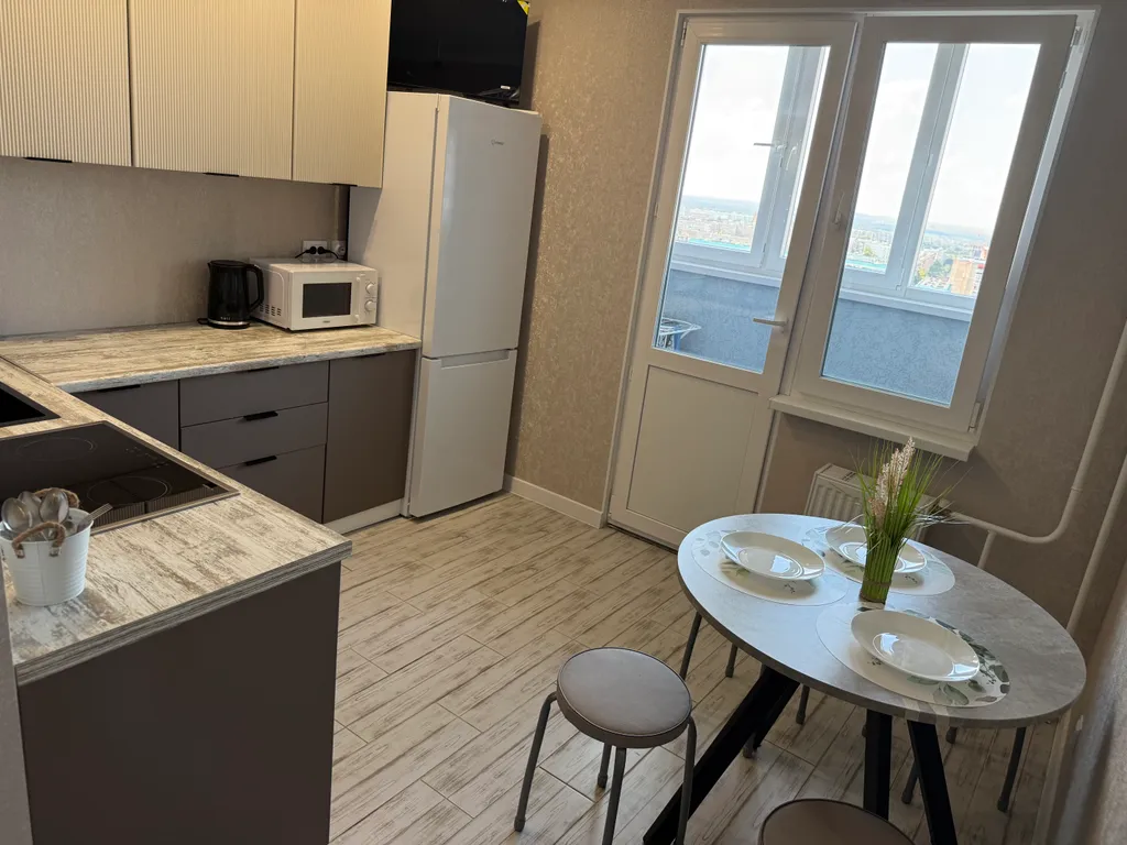 Новая квартира Город Еды