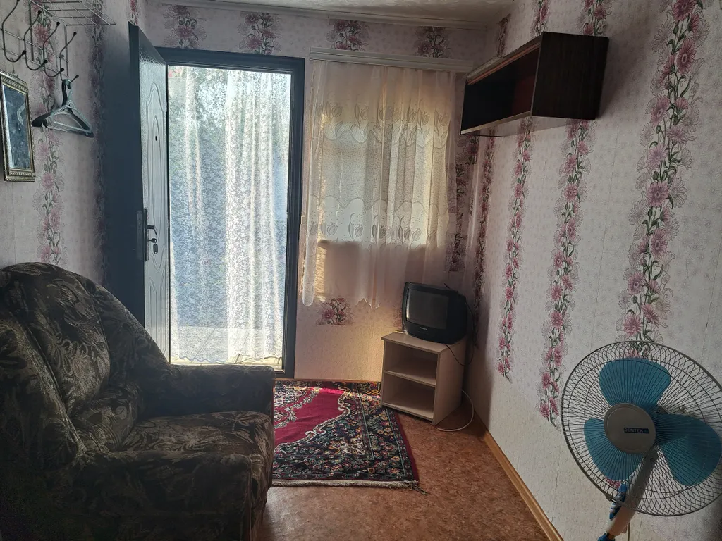 Двухместная комната с отдельным входом, эконом