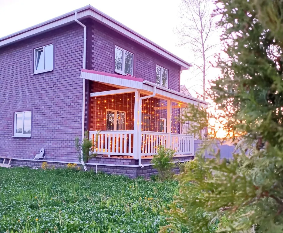 Дом с террасой, сауной рядом с лесом и пляжами