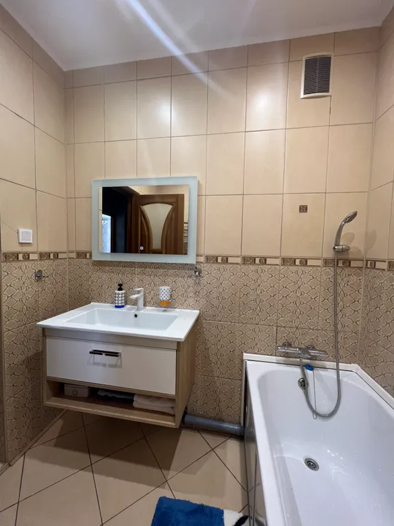 Квартира 2-комнатная Квартира — Калининград