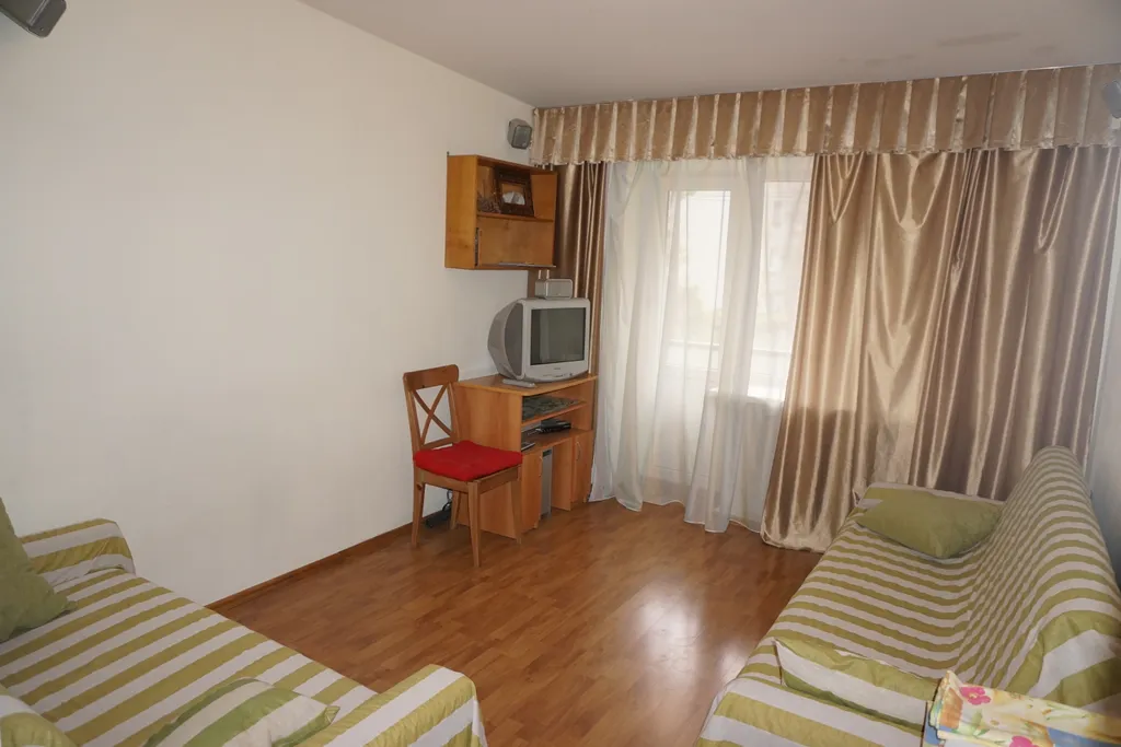 Уютная чистая квартира в центре в парковой зоне