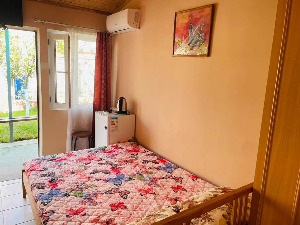 Маленькая уютная комната для двоих