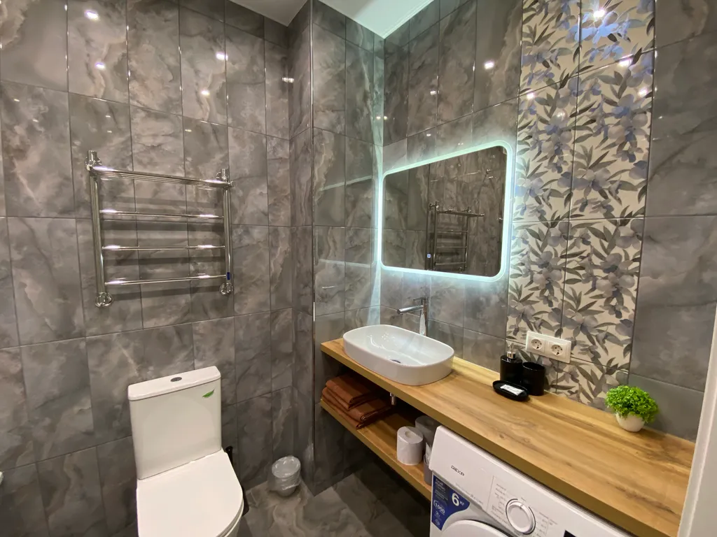 Уютная студия в новом доме, парковка в закрытом дворе, самый центр