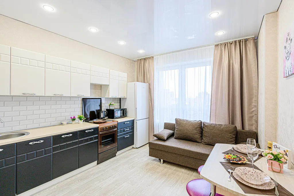 Просторная квартира в современном ЖК — аренда посуточно в Новосибирск