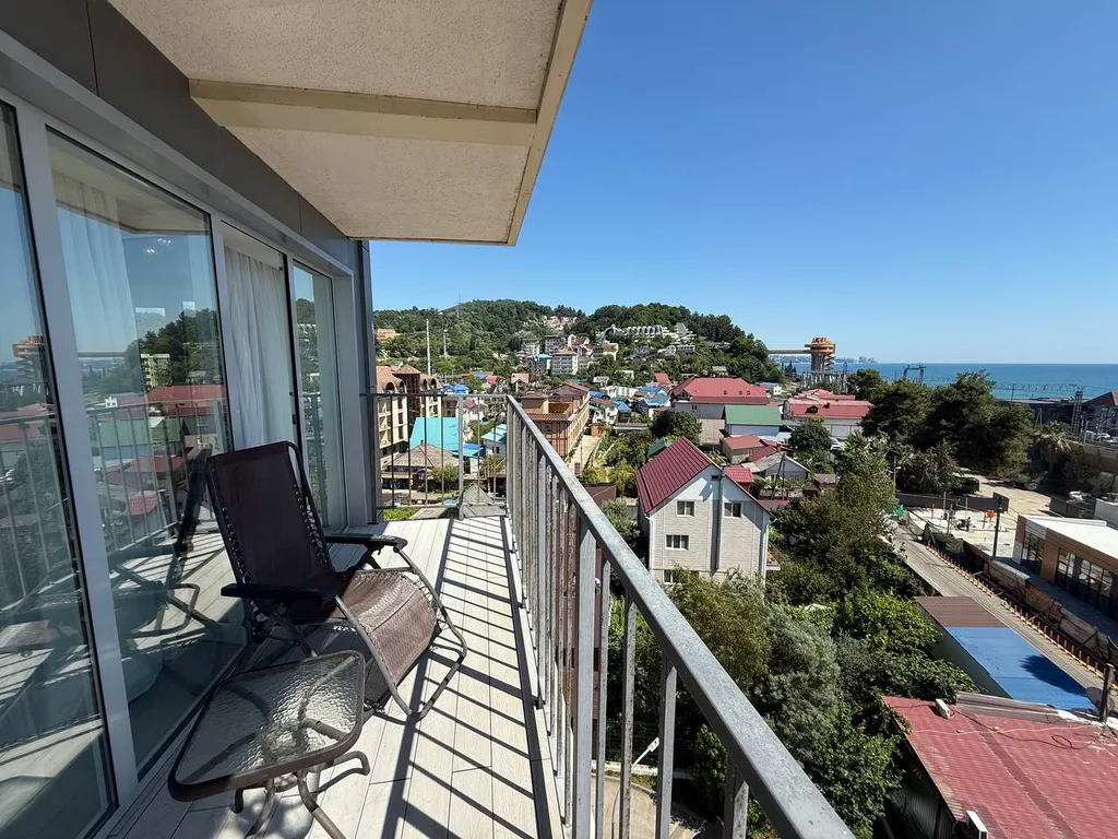 Двухкомнатная квартира в 2 минутах самого лучшего пляжа в Дагомысе