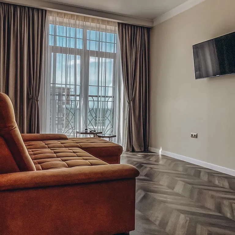 Дизайнерский апартамент с видом на море