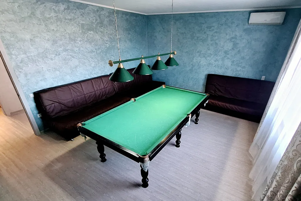 Аренда коттеджа, бассейн, сауна, бильярд, барбекю