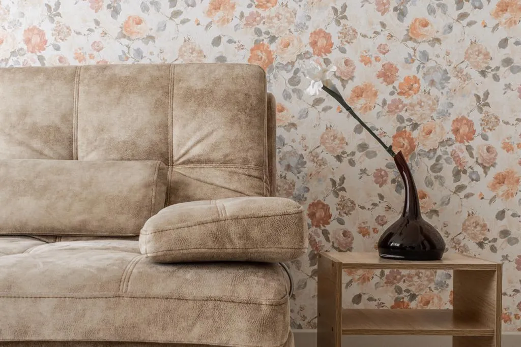 Видовая квартира на набережной с витражными окнами