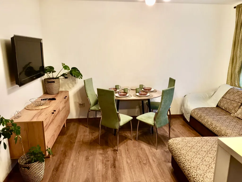 Квартира Евродвушка в 100 метрах от метро — аренда посуточно в Мурино