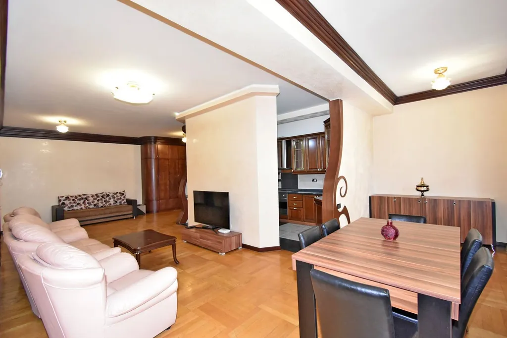 Уютная и просторная квартира в элитной новостройке в центре города