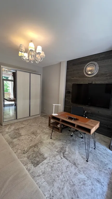 Дом у леса с бассейном