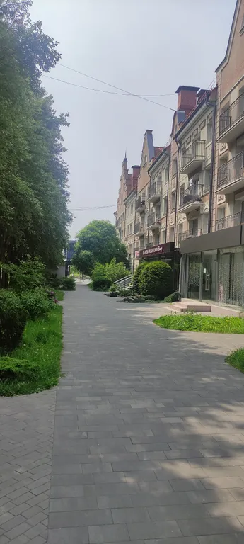 Светлая чистая квартира в тихом месте в самом центре Калининграда — аренда посуточно в Калининград