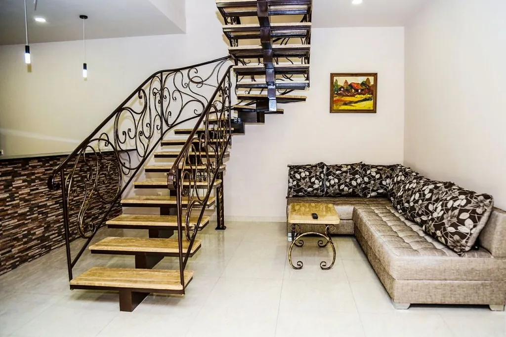 Коттедж Дом в центре Каскад на 12 человек — аренда посуточно в Ереван