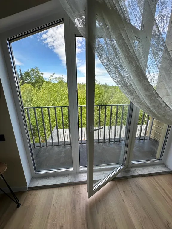 Апартаменты с видом на лес в 10 метрах от озера Банное