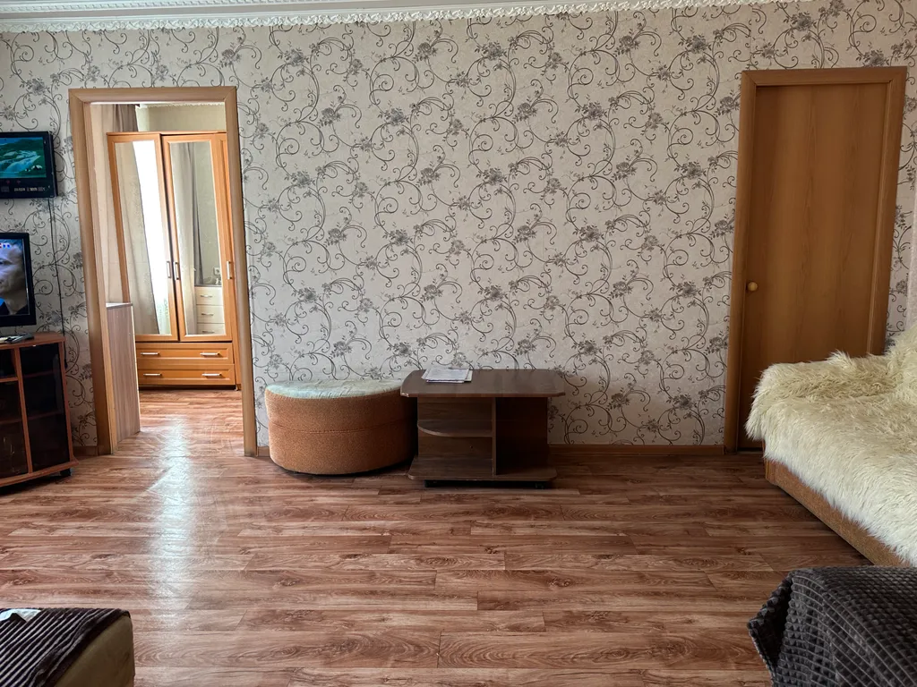 2-х комнатная квартира в центре города, с балконом