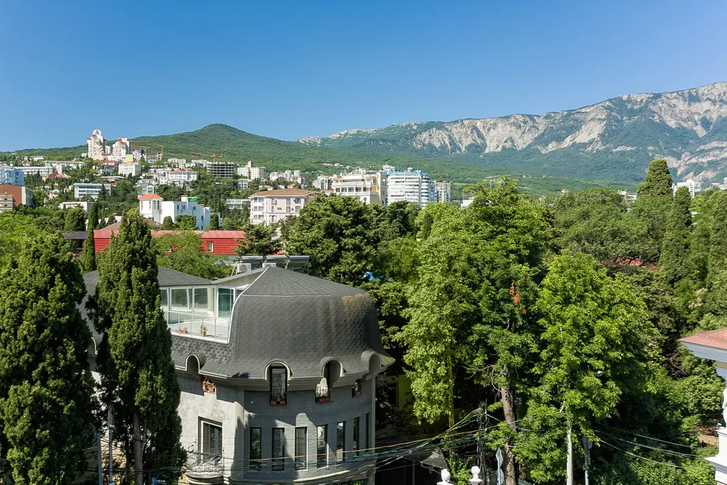 Дизайнерские апартаменты на набережной с бассейном на крыше