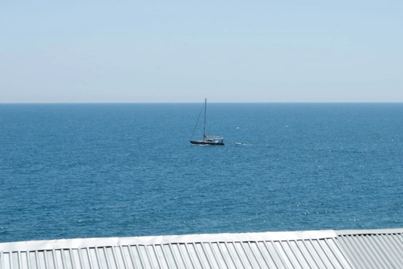 Вид на море из аппаратаментоа