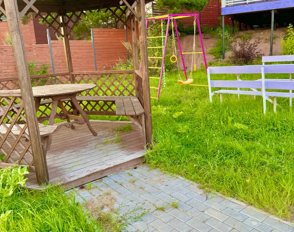 Домик в зоне парка Монрепо