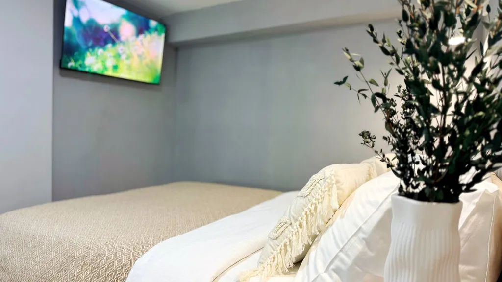 Двухуровневые апартаменты у моря