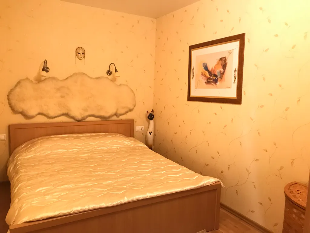 2-комнатная квартира с балконом на Ленина — аренда посуточно в Кемерово