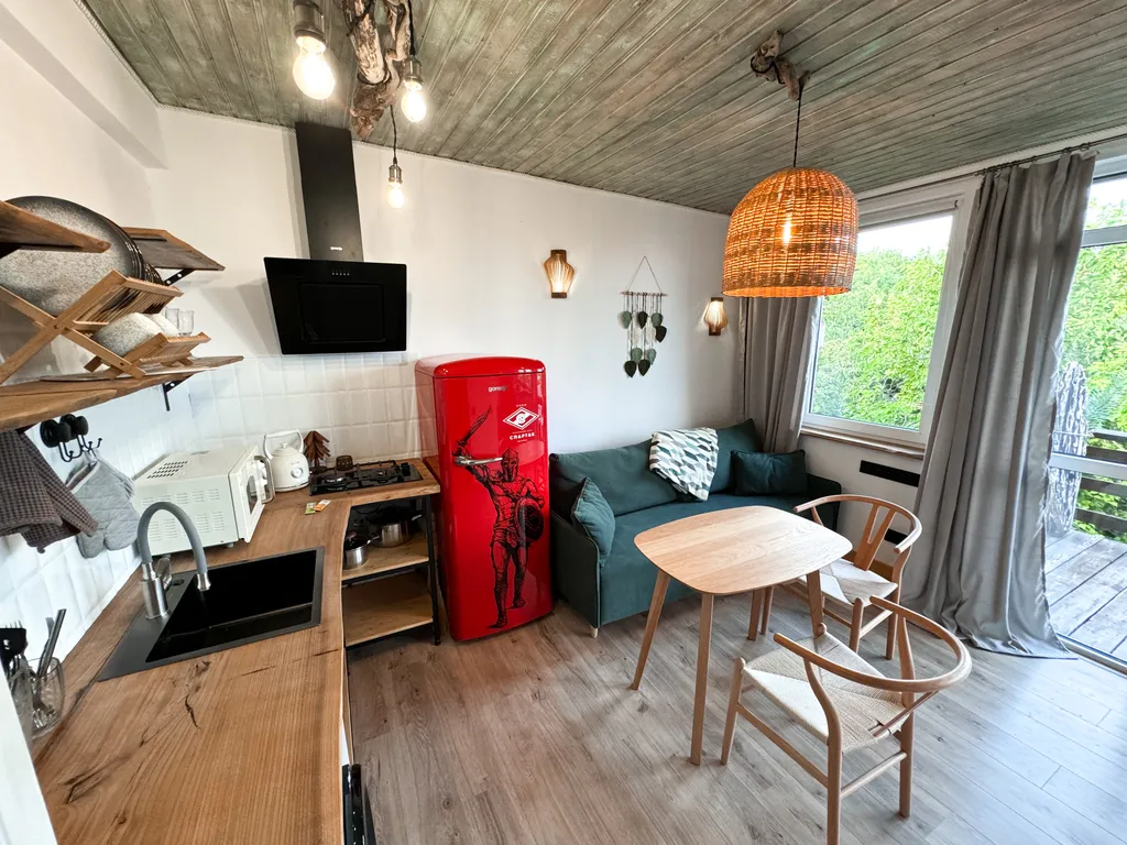 Студия с видом на море