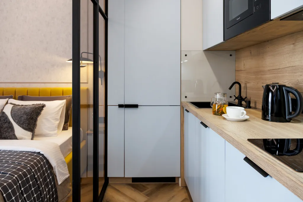 Relax view c залипательным ночным видом у легендарного ледокола ангара