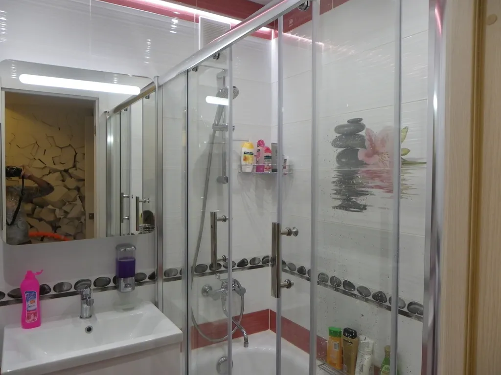 Уютная комната в двухкомнатной квартире