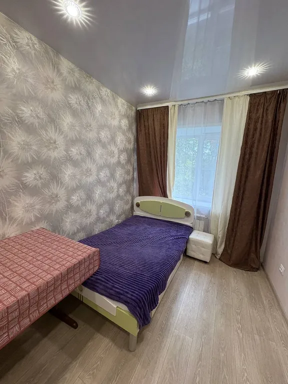 Трёхкомнатная квартира в районе центральная площади