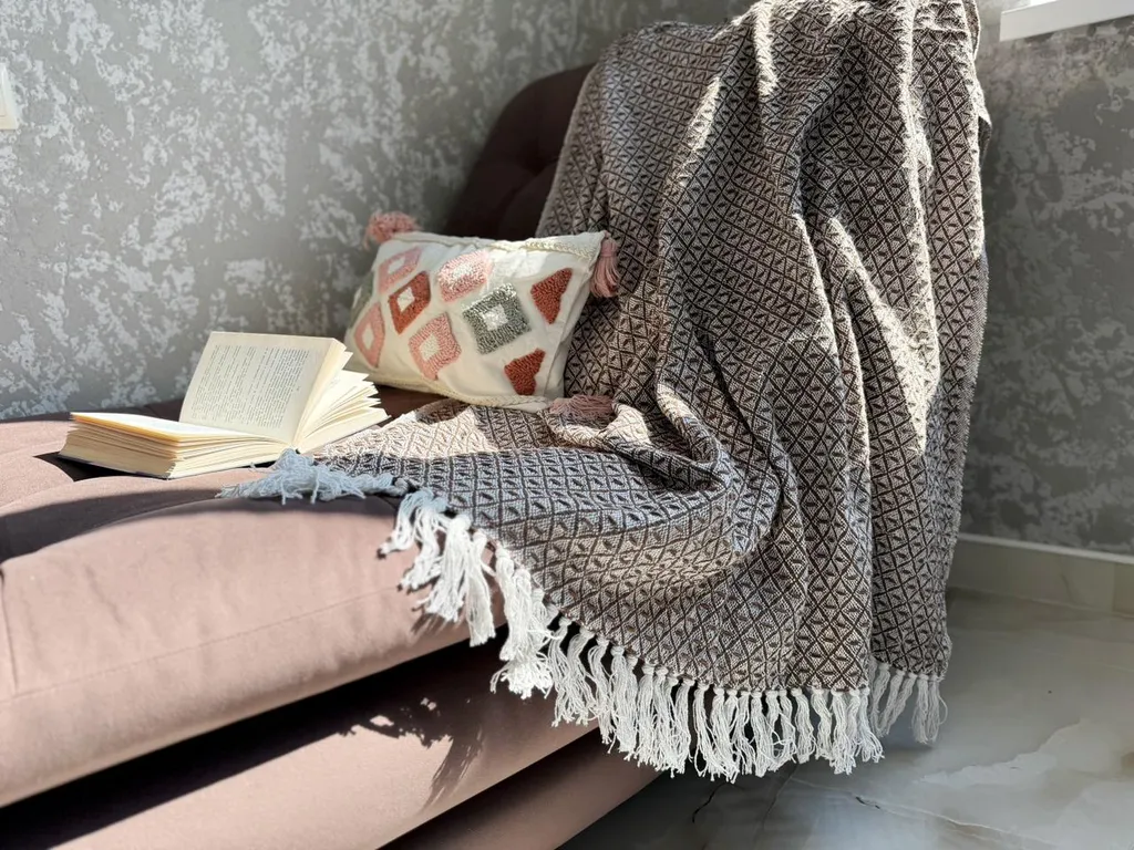 Апартаменты двухуровневые для троих, 3 минуты до пляжа