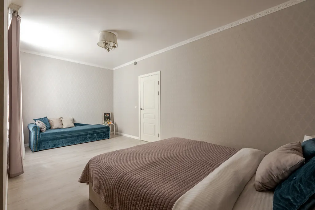 Просторная квартира рядом с Невским проспектом с парковкой