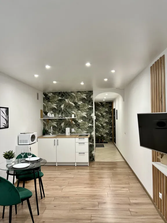 Good Night на Сибирской 93