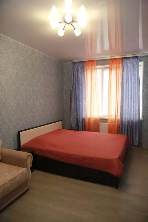 Новая трёхкомнатная квартира в тихом центре