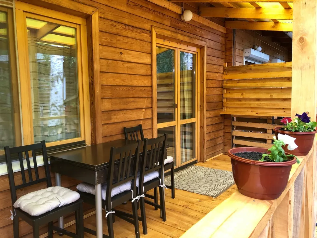 Коттедж Семейное бунгало на Банном Гостевой — аренда посуточно в Зелёная Поляна