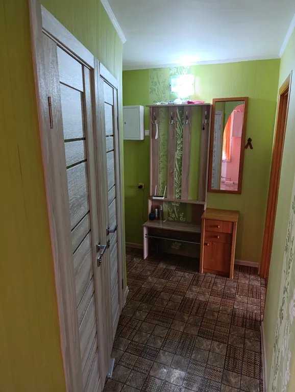 Квартира 2-комнатная квартира в удобном месте для жизни и отдыха — Евпатория