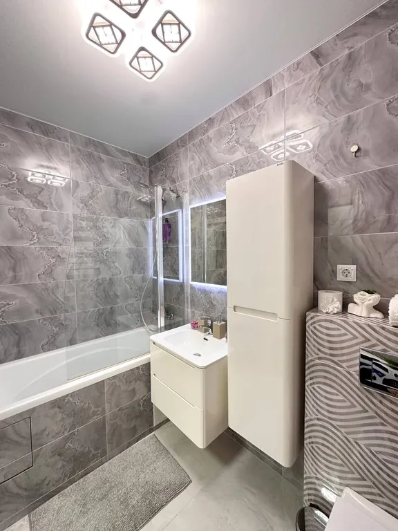 Квартира Квартира Новостройка люкс — Мирное