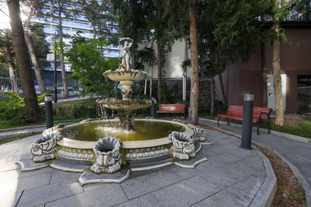 Новая квартира с просторной терассой и прекрасным видом на горы