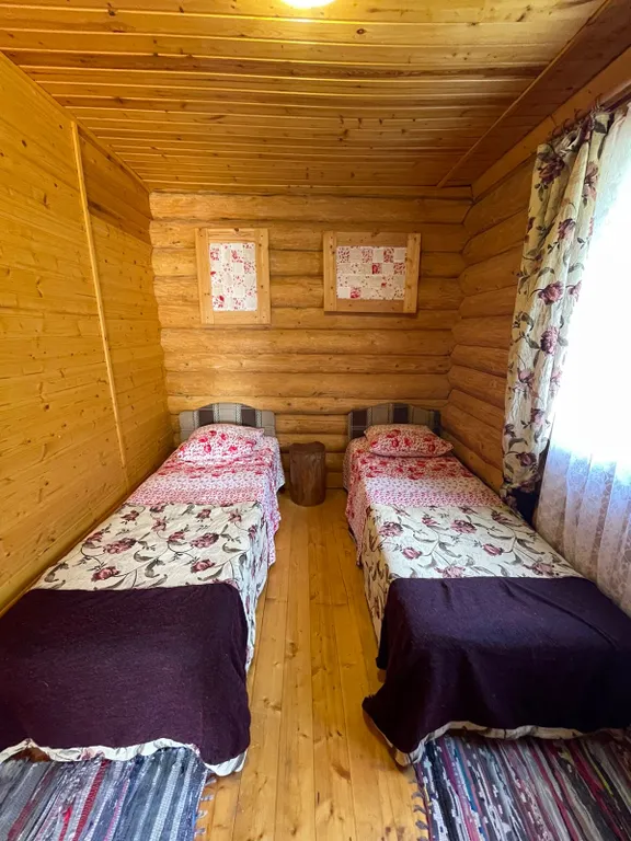 Двухкомнатный домик в 7 мин. от моря в тени деревьев с парковкой (№4)