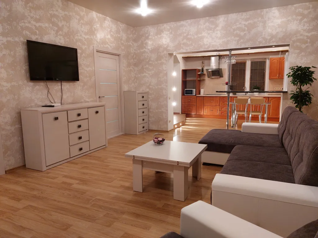 Просторный дом с баней для вашего отдыха рядом с Минском