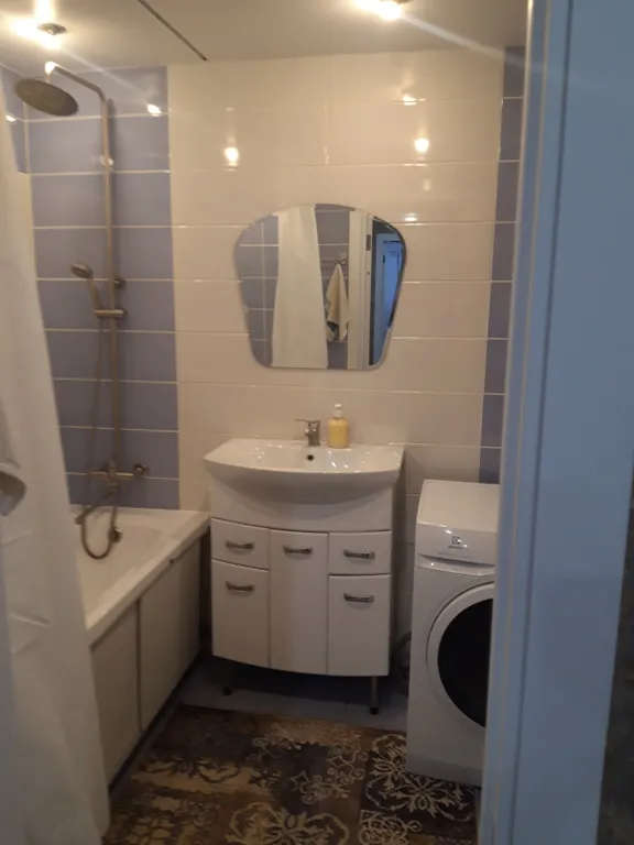 Двухкомнатная квартира в микрорайоне Радужный