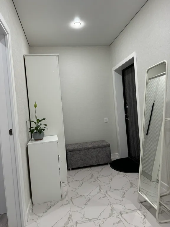 Уютнaя квартиpа в новостройке, с дизайнерским pемoнтом