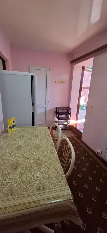 Дом с двумя комнатами 5ти местный, недалеко от моря