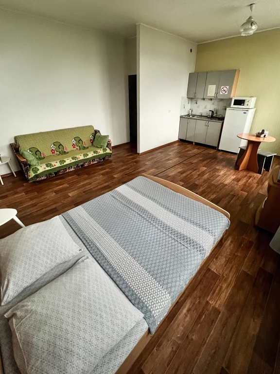 Студия на берегу Ангары с видом на набережную