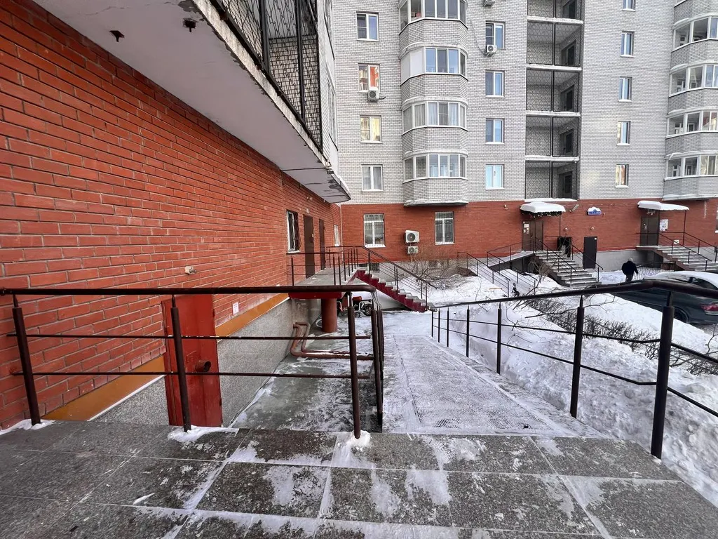 Квартира Уютная светлая студия, центр, ТЦ Вояж, парковка, кафе, аквапарк источник — Тюмень