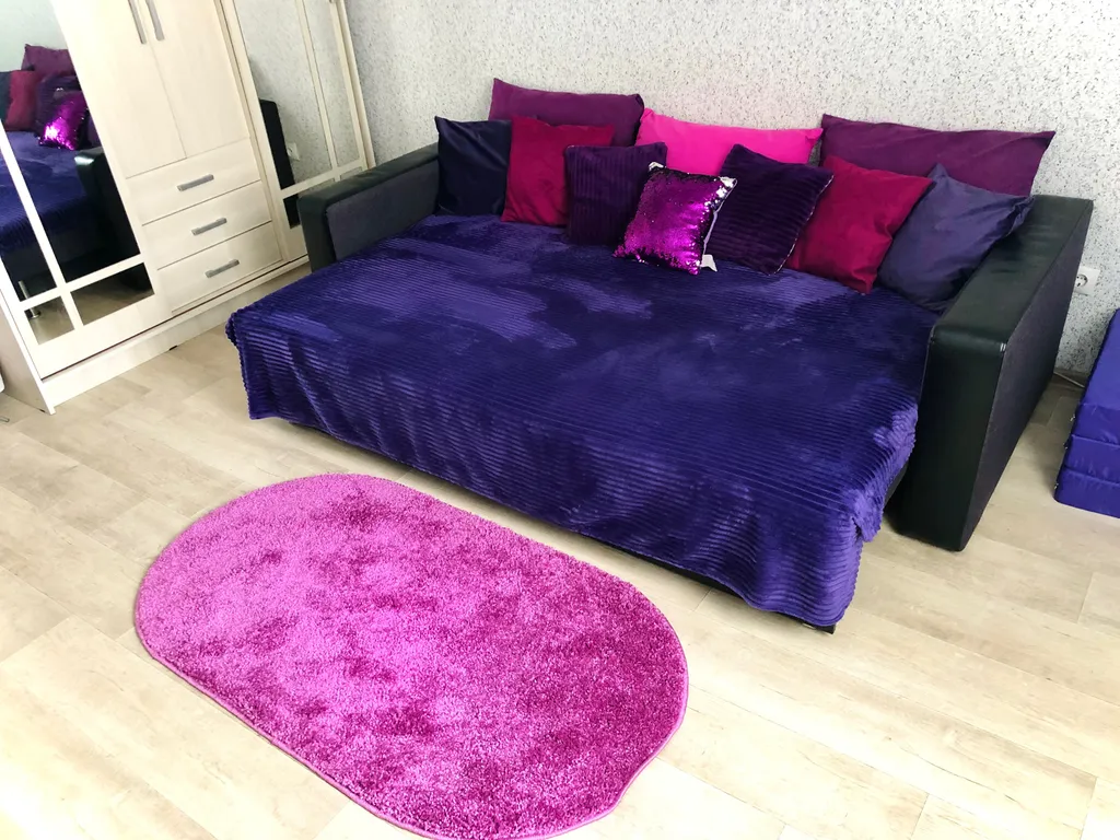 Уютная квартира в центре левого берега — аренда посуточно в Омск