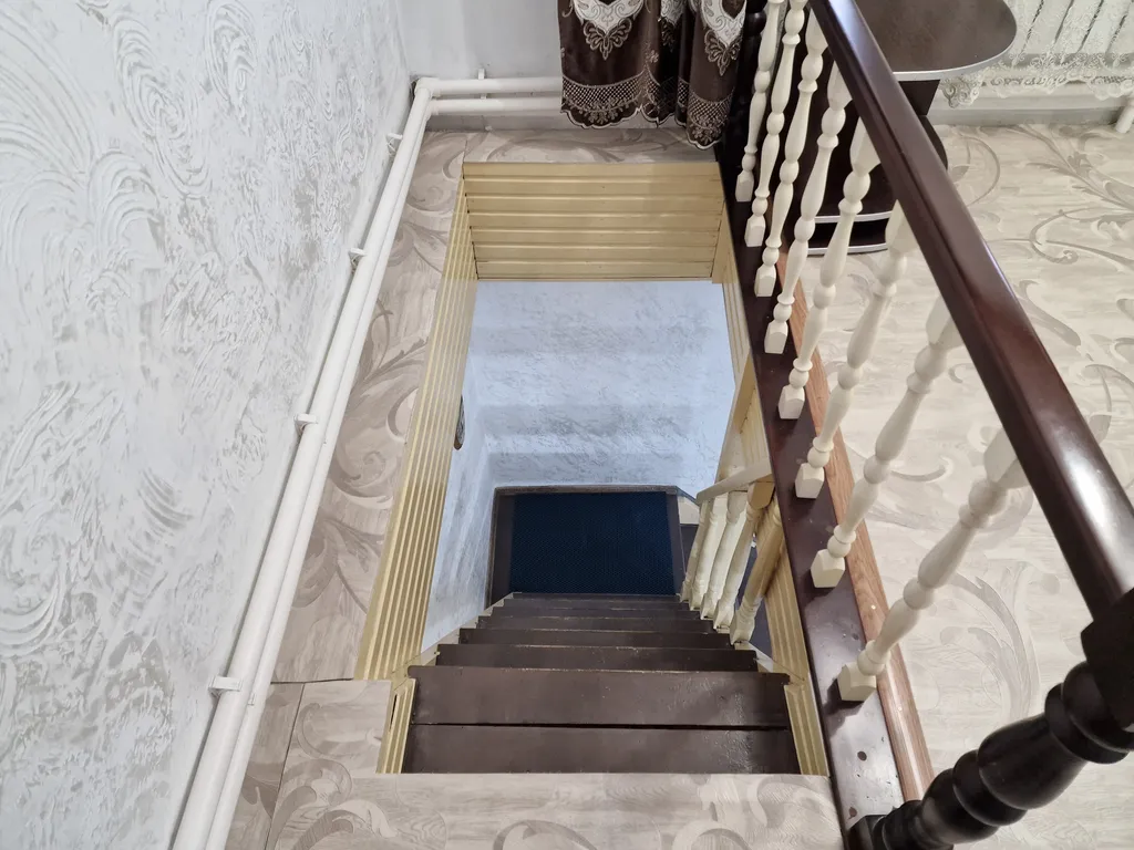 2-комнатная квартира в центре в частном благоустроенном доме