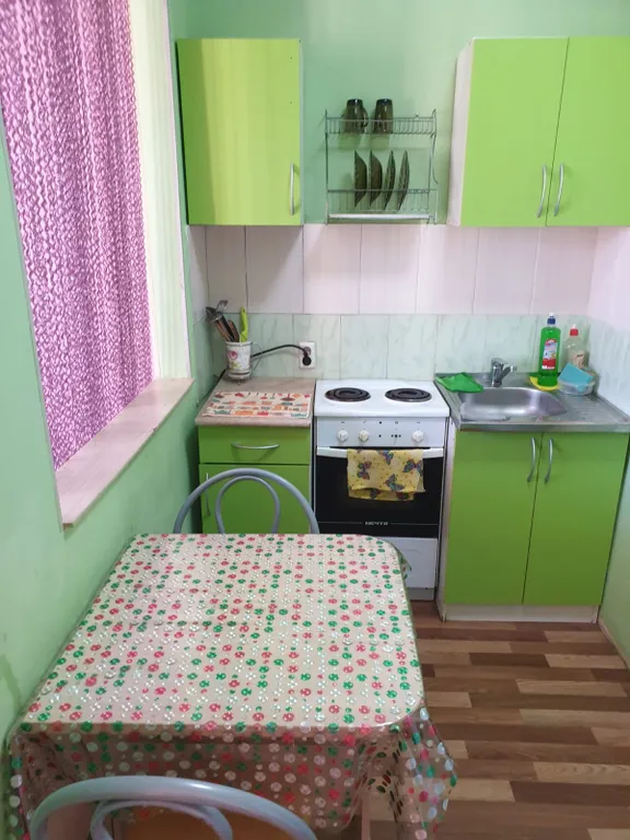 В районе глазной клиники Мицар, областной больницы