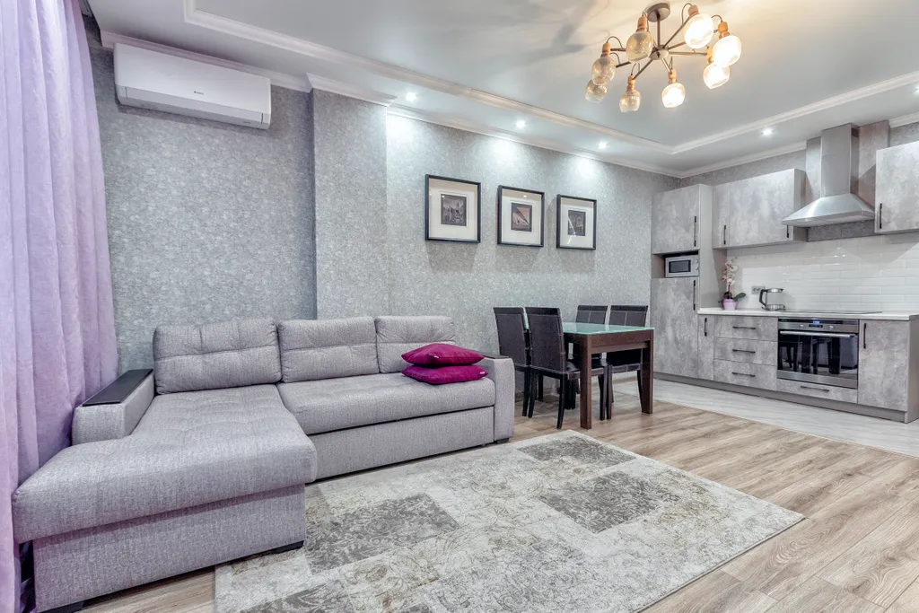 Квартира Квартира в центре с видом, для туристов и командированных — Алматы