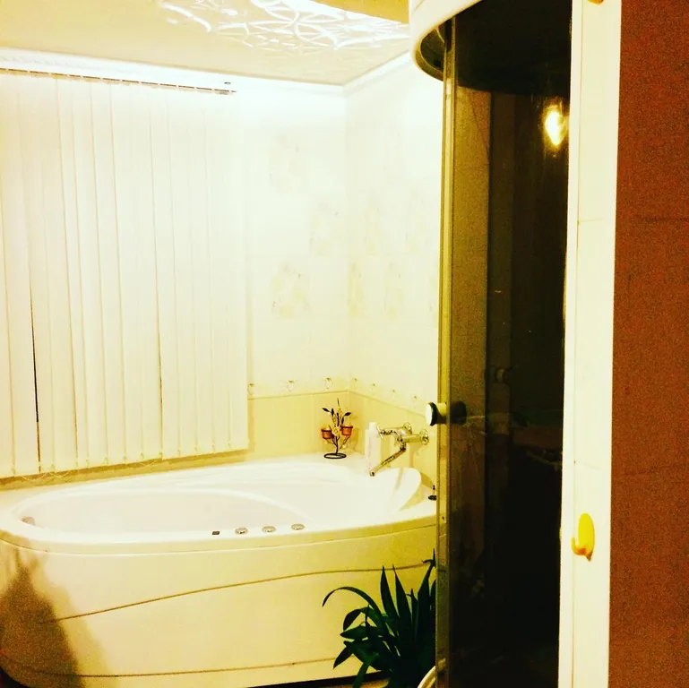 Квартира на горнолыжном курорте с видом на гору и камином