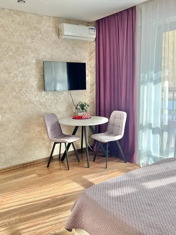 Современная уютная студия