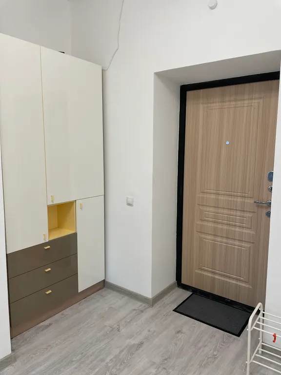 Крупногабаритная однокомнатная квартира в доме повышенной комфортности